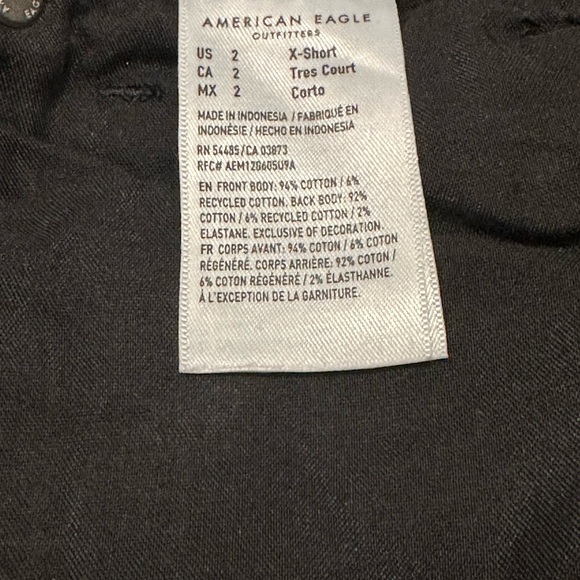 AE Strigid Mom Jean - Picture 8 of 8